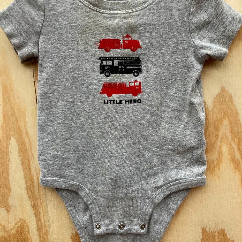 Carter's Short Sleeve Little Hero Oneside with firetrucks, 18M